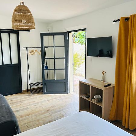 Le Cabanon Ξενοδοχείο Collobrières Εξωτερικό φωτογραφία