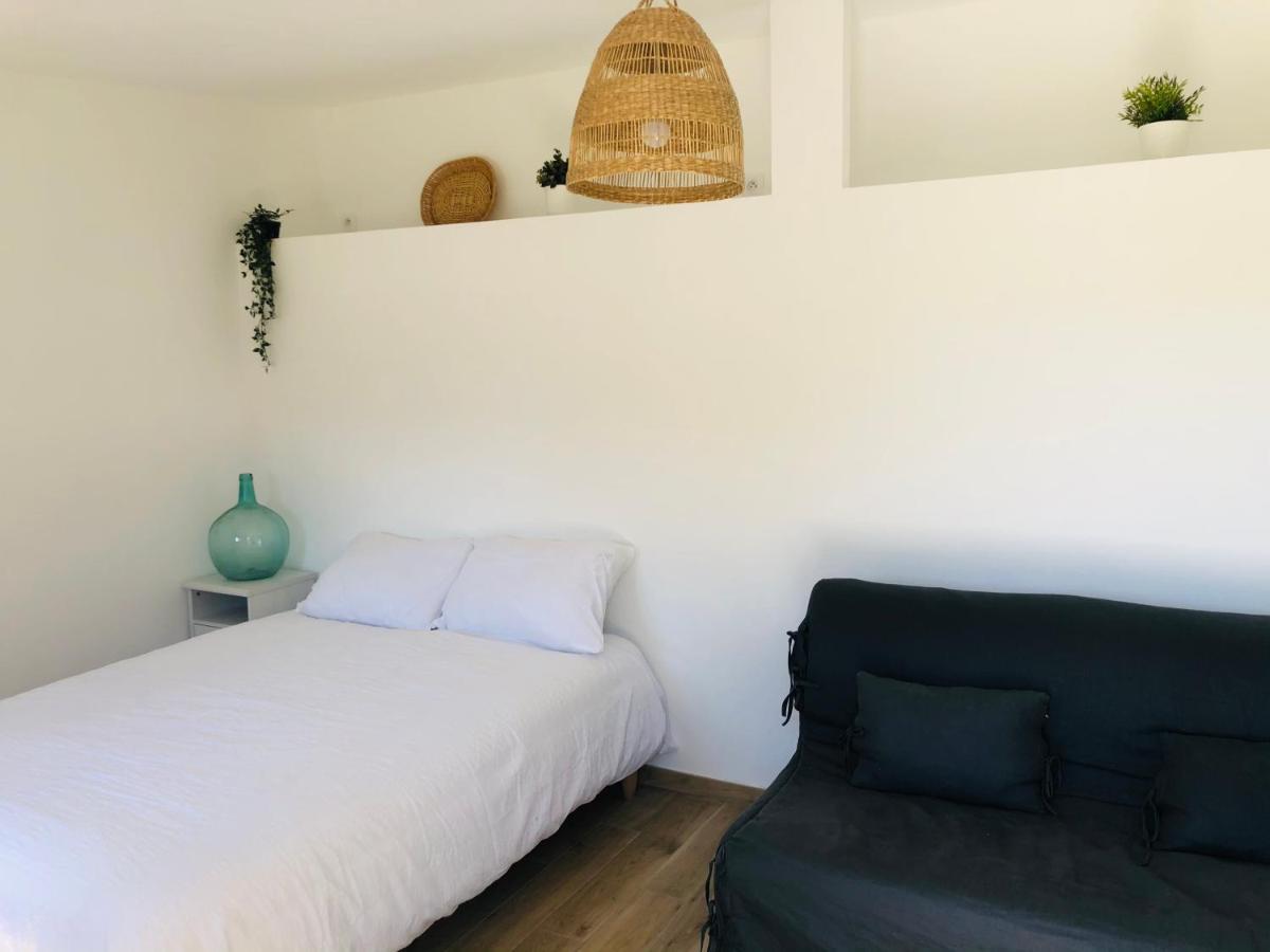 Le Cabanon Ξενοδοχείο Collobrières Εξωτερικό φωτογραφία