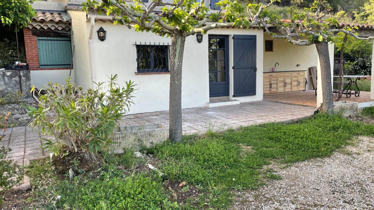 Le Cabanon Ξενοδοχείο Collobrières Εξωτερικό φωτογραφία